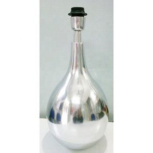 Lámparas decorativas de Metal para mesa de escritorio, decoración de Hotel y hogar, diseño moderno único con personalización, alta calidad - Product Image 1