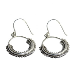 Pendientes lisos de Diseño de Moda de plata 925 al por mayor artesanía de calidad para compromiso con chapado en rodio - Product Image 1