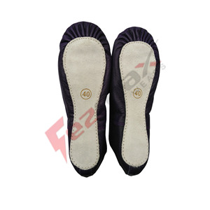 Chaussures de danse noires pour femmes, chaussures de ballet pour la gymnastique 2021 - Product Image 1