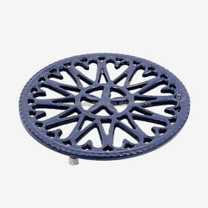 <b>Cast</b> <b>Iron</b> Round <b>Trivet</b> with Vintage Pattern - Product Image 1
