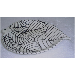 Platos y platos de restaurante de aluminio ecológicos chapados en plata elegantes con técnica de grabado Accesorios de comedor duraderos - Product Image 1