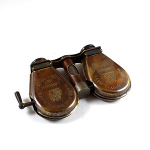 Jumelles en laiton vintage à finition nautique antique R & J Beck Ltd. Londres 1857 dans un étui en cuir - Product Image 2