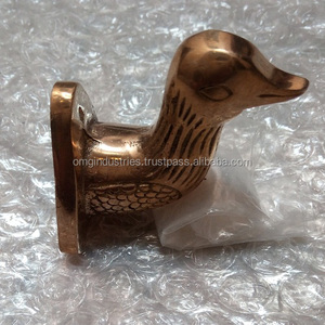 OMG Industries ตะขอติดผนังหัวเป็ดเหล็กหล่อสำหรับบรรจุในถุงขายส่ง - Product Image 3