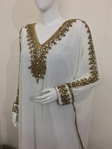 Meilleur caftan islamique modeste taille XS, style marocain, broderie, motif papillon arabe, long, traditionnel, culturel, perles, automne - Product Image 5