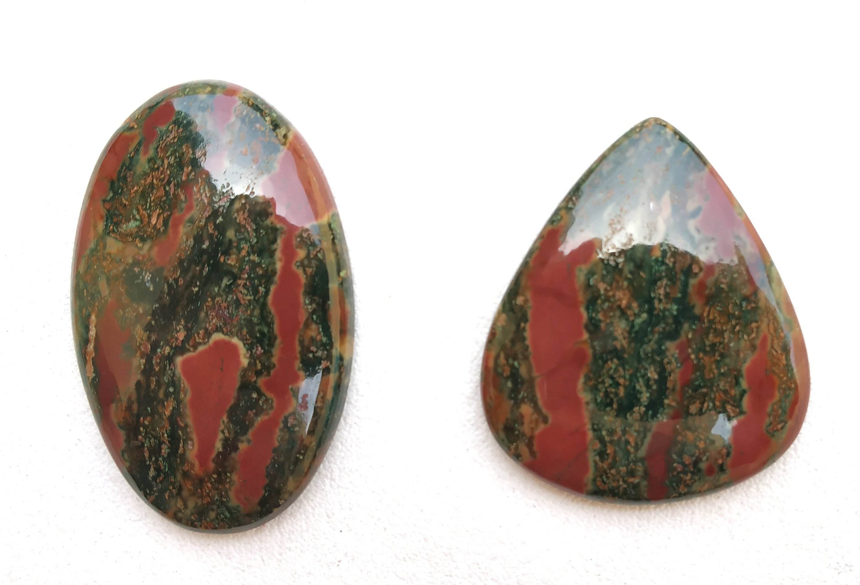 สีน้ำตาล