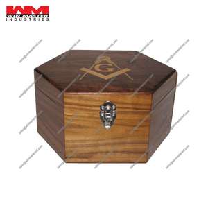 Caja de Madera para Sombrero de Rito Escocés Masónico - Product Image 1