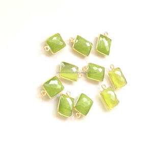 Hermosa gema de Vessonite, chapado en oro, fabricación de joyas, ajuste de bisel en forma rectangular, Conector de bisel - Product Image 3