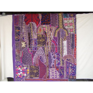 Tapiz de Pared con Bordado a Mano y Espejo Indio, Impreso a Mano, Multicolor, con la Mayor Variedad - Product Image 1