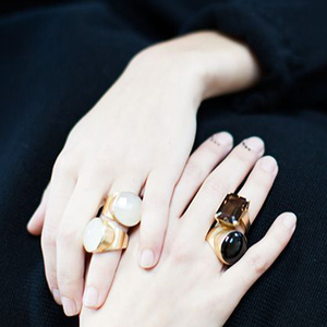 Anillos de joyería hechos a mano de moda para hombres y mujeres hermoso arcoíris Natural piedra lunar piedra preciosa cabujón corte último diseño - Product Image 1