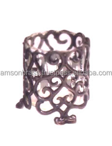 Bougeoir en verre jaune avec support en feuille d'or - Product Image 3