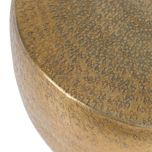 Mesa de centro dorada de tambor martillado - Product Image 2