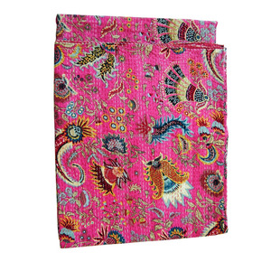 Colcha Kantha Floral Hecha a Mano en Jaipur, India, Ecológica, Estilo Boho, Decoración del Hogar, Cubrecama Gudri, Alta Demanda - Product Image 4