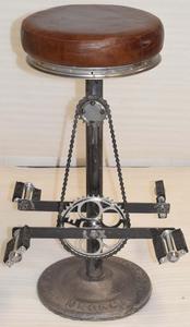 Taburete Alto de Estilo Industrial con Asiento de Cuero para Bicicleta, Ideal para Cafeterías, Restaurantes, Clubes, Pubs, Comedor, Hogar y Exteriores - Product Image 2