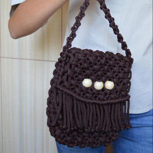 Bolso de macramé marrón Hecho a mano con amor - Product Image 1
