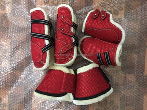 Nouvelles bottes en tissu pour chevaux, protection des tendons de la cheville, offrant protection, soutien et confort pour toutes les tailles de chevaux - Product Image 2