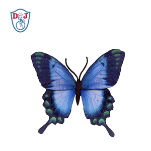 Imán de Mariposa con Bordado Personalizado en Parche Bordado por Sublimación - Product Image 1