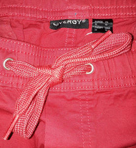 Bermuda de printemps en sergé de coton pour homme Fabriqué au Bangladesh - Product Image 5