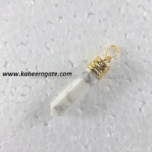 Venta al por mayor 18K chapado en oro Howlite piedras preciosas lápiz colgante estilo religioso número patrón encanto latón con diamante perla - Product Image 3