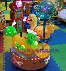 ม้าหมุนบินได้แบบหยอดเหรียญ เครื่องเล่นสนามเด็กเล่นในร่ม ใช้เหรียญหรือธนบัตร ได้รับความนิยมในหมู่เด็กๆ - Product Image 2