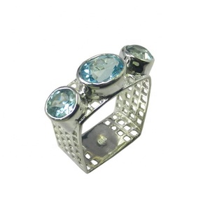 แหวนเงินแท้สำหรับส่งออกแหวนพลอยบุษราคัมสีฟ้าสำหรับ925 - Product Image 1