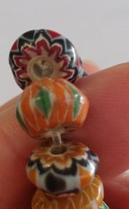 ชิปแก้วหลายสีพร้อมรูเจาะสำหรับผู้ผลิตเครื่องประดับและร้านลูกปัดยังเหมาะสำหรับกระเบื้อง - Product Image 4