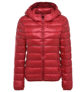 Chaqueta corta acolchada ligera con capucha para mujer, chaqueta de plumas acolchada - Product Image 3