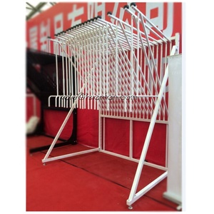 Tùy Chỉnh Thương Mại Thảm Móc Áo Cong Triển Lãm Bảng Điều Chỉnh Acrylic Hiển Thị Cơ Sở Thảm Hiển Thị Đơn Vị - Product Image 4