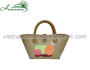 Accesorio de playa de bolso de paja de algas marinas naturales teñidas coloridas para minorista al por mayor - Product Image 1