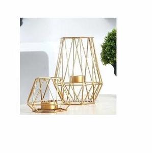 Bougeoir en or décoratif pour la maison classique et élégant Matériau en fer rentable et nouveau pour Noël - Product Image 6