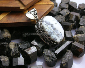 Femmes Unique Dendrite Opale Gemstone 925 Argent Oxydé Fine Pendentif À La Main En Vrac Bijoux pour La Fête Unique Pendentifs Charmes - Product Image 2
