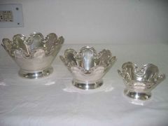 Bol en métal plaqué argent personnalisé vaisselle en laiton décoration de la maison pour les amateurs de vin pour bouteilles de vin et fruits - Product Image 3