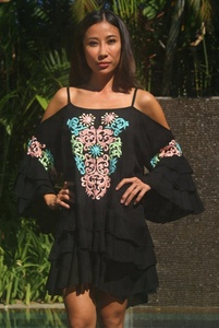 Robe d'été la plus tendance personnalisée en gros robe de soirée de piscine à bretelles et épaules dénudées de style hawaïen tenue de bain de plage sexy - Product Image 4