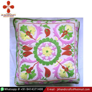 Venta al por mayor indio bordado a mano de algodón Suzani Uzbek trabajo funda de cojín - Product Image 3