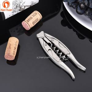 <span class=keywords><strong>Tire</strong></span>-<span class=keywords><strong>bouchon</strong></span> ouvre-aile <span class=keywords><strong>professionnel</strong></span> en métal ailé multifonctionnel de qualité supérieure - Product Image 2