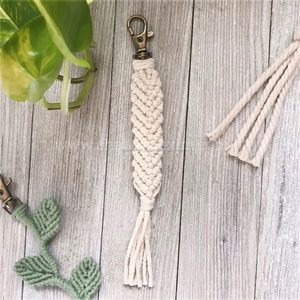 Hermoso Llavero de Borla, Llavero de Macramé de Tela de Algodón, Regalo Sostenible, Pulseras para Llaveros de la India - Product Image 6