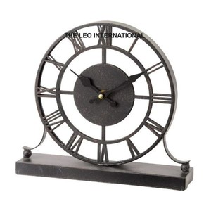 โต๊ะเหล็กสไตล์โบราณสีดำตัวอักษรโรมันดีไซน์ประเทศกรีกนาฬิกาตั้งโต๊ะของตกแต่งบ้านและของขวัญ - Product Image 1