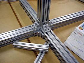 Soporte de Aluminio para Zócalo NIC, Producto de Fundición con Patrón Cuadrado - Product Image 2