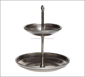 ชุดเสิร์ฟเค้กและฐานวางเค้ก 3 ชิ้น ทำจากโลหะ เป็นมิตรกับสิ่งแวดล้อม พร้อมชุบเงิน สำหรับงานแต่งงานและงานเลี้ยง - Product Image 6