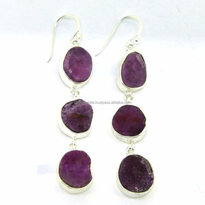 Pendiente de piedras preciosas-Plata de Ley 925-Piedra preciosa de rubí en bruto-Joyas de plata de piedras preciosas-Pendiente de moda-Regalo-Para Mujer - Product Image 1