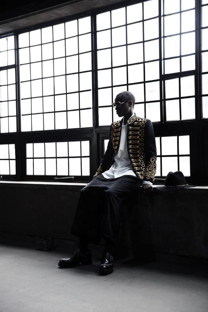 Luxury Napoleon Jacket in Chic Black with Golden Rope Décor