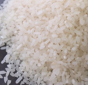 Buen Precio Arroz Roto 100% Grano Largo Secado Duro De Vietnam - Product Image 1