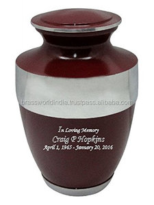Urna de cremación de latón funerario para adultos de estilo americano, urna de madera y Metal grabada en níquel para cenizas humanas, BRASSWORLD INDIA - Product Image 3