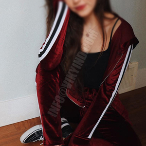 Ensemble crop top zippé à capuche et pantalon pour femme, survêtement crop top zippé à bretelles latérales pour femme, grandes tailles en gros - Product Image 6