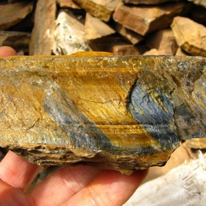 
 
 
 Pierres précieuses œil de tigre jaune naturel |   Brut et non taillé |   Certifié par des tiers |   Tailles personnalisées |   Vente en gros pour la fabrication de bijoux - Product Image 4