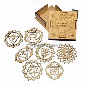 Gravé Sept Chakra En Bois Coaster Ensemble pour la cuisine guérison - Product Image 1