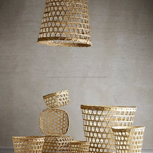 Pantallas de mimbre de bambú tejidas a mano de estilo de granja escandinavo tradicional rústico costero - Product Image 1