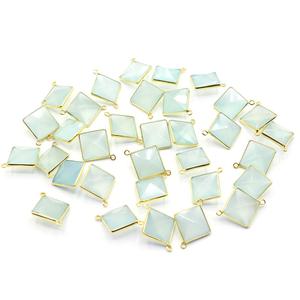 Aqua Calcedony Lunette en argent sterling 925 Connecteur plaqué or 18 carats Fabrication de bijoux de forme carrée faite à la main Unique et élégante - Product Image 4