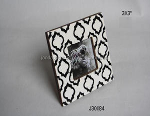 Cadre photo en résine de conception marocaine faite à la main taille 5x7 disponible dans d'autres couleurs et tailles pour la décoration de table - Product Image 2