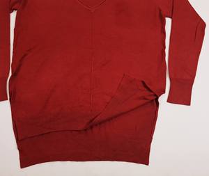 เสื้อสเวตเตอร์ไหมพรมถักแขนยาวคอวีสไตล์คลาสสิกของบังกลาเทศสำหรับผู้หญิง เนื้อผ้านุ่มใส่สบาย เหมาะสำหรับฤดูหนาว มีแบรนด์เนม สำหรับใส่ทำงาน - Product Image 2