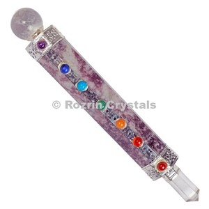 Compre en Línea Varitas Curativas de Amatista para Chakras, Piedras Preciosas Talladas y Grabadas, Decoración Feng Shui para el Hogar y el Amor - Product Image 1